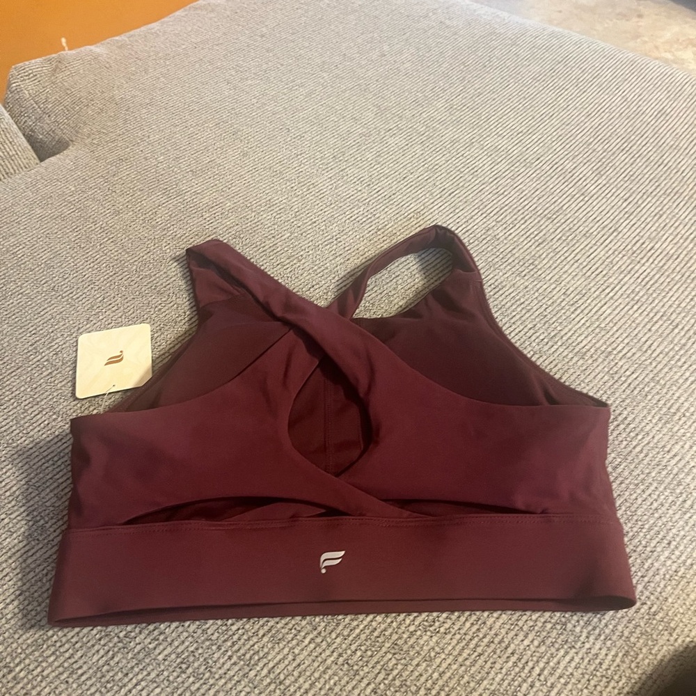 Fabletics Woman’s Burgundy Sports Bra